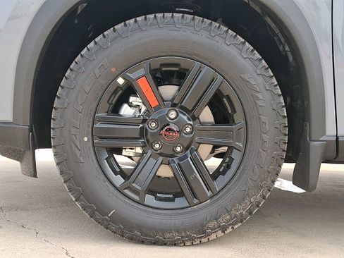 New 2026 Nissan Rogue SV AWD/4WD image 25