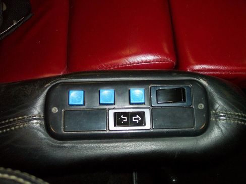 Used 1988 GMC Sierra 1500 2WD Regular Cab image 40