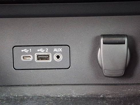 Certified 2023 Nissan Sentra SV FWD image 25