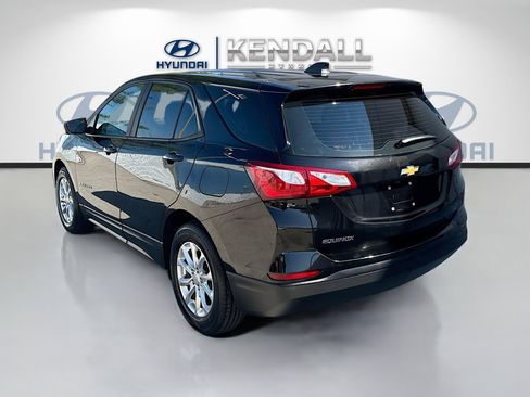 Used 2020 Chevrolet Equinox LS image 4