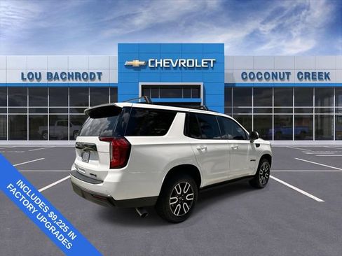 Used 2023 GMC Yukon AT4 w/ AT4 Premium Package AWD/4WD image 8