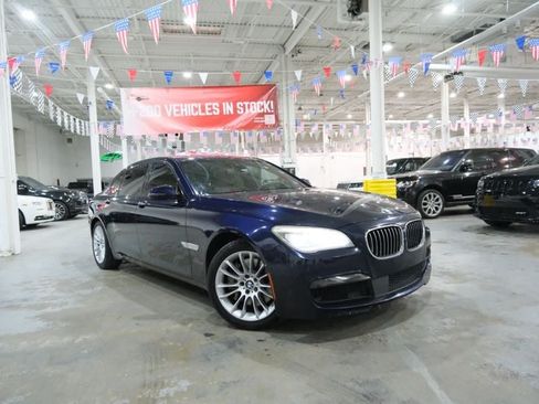 Used 2015 BMW 750Li xDrive AWD/4WD image 2