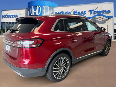 Used 2019 Lincoln Nautilus Reserve image 8