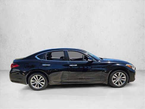 Used 2015 INFINITI Q70 3.7 image 4