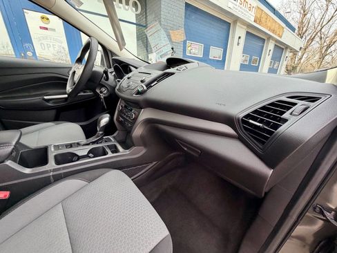 Used 2018 Ford Escape SE AWD/4WD image 40