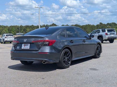 Used 2024 Honda Civic Sport image 5