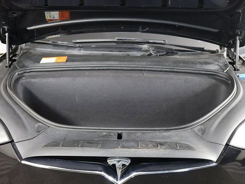Used 2017 Tesla Model X 75D image 14