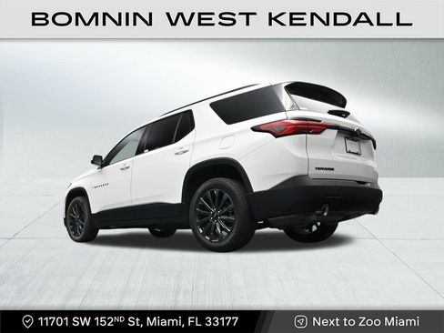 Used 2023 Chevrolet Traverse RS image 22