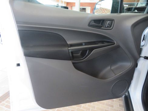 Used 2020 Ford Transit Connect XL image 13