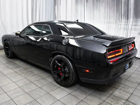 Used 2022 Dodge Challenger SRT Hellcat w/ Plus Package image 4
