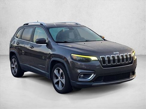 Used 2019 Jeep Cherokee Limited FWD image 3