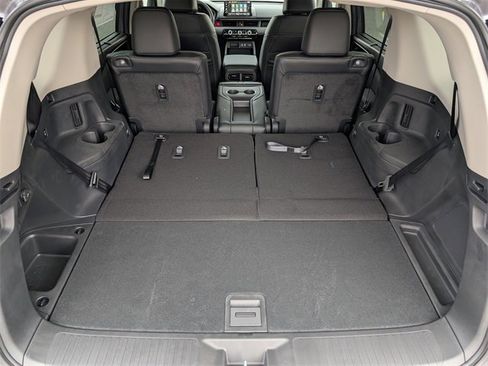 New 2025 Honda Pilot EX-L image 14