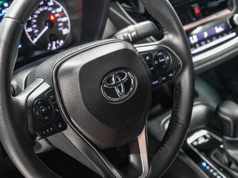 Certified 2025 Toyota Corolla SE FWD image 21