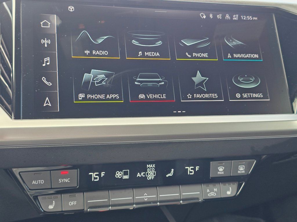 Used 2023 Audi Q4 e-tron Prestige AWD/4WD image 14