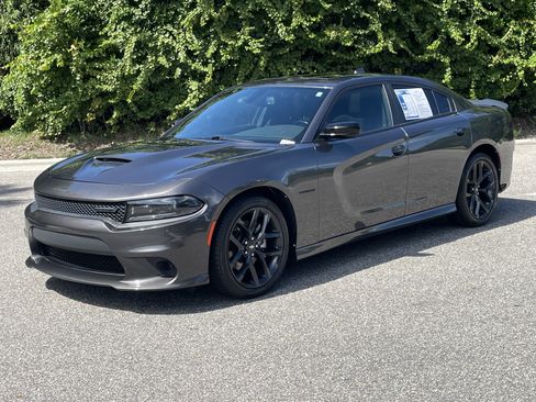 Used 2022 Dodge Charger R/T w/ Blacktop Package RWD image 4