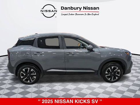 Certified 2025 Nissan Kicks SV w/ SV Premium Package AWD/4WD image 2