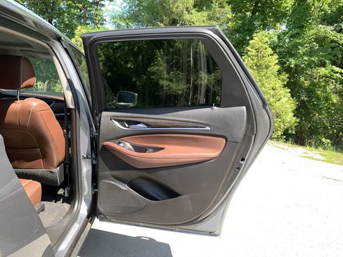 Used 2019 Buick Enclave Avenir w/ Avenir Technology Package FWD image 32