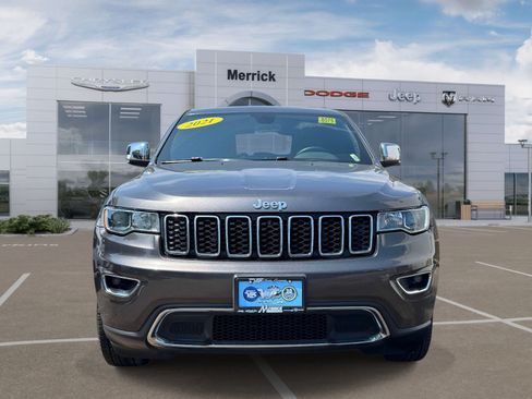 Used 2021 Jeep Grand Cherokee Limited AWD/4WD image 3