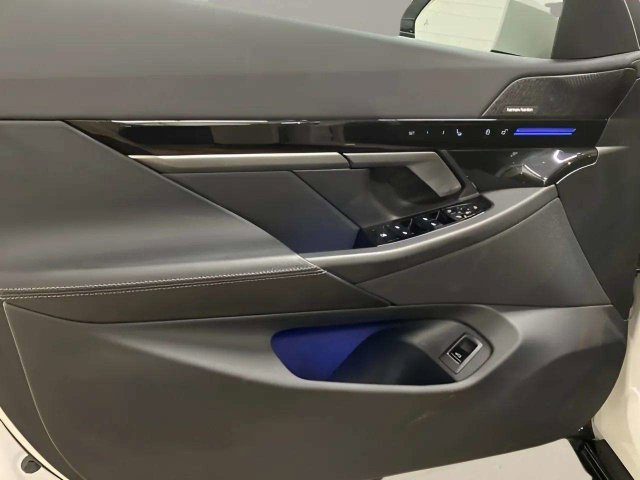 Used 2026 BMW 530i RWD image 28