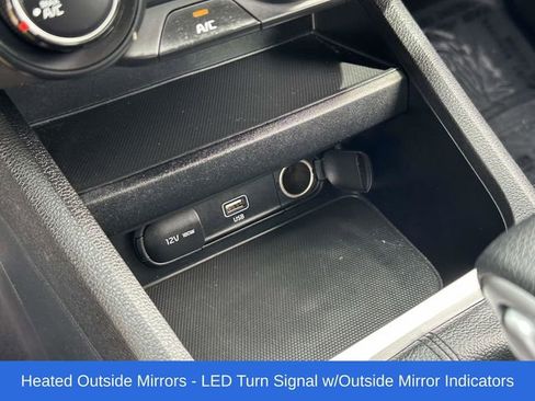 Used 2023 Kia Forte LXS w/ LXS Technology Package FWD image 7