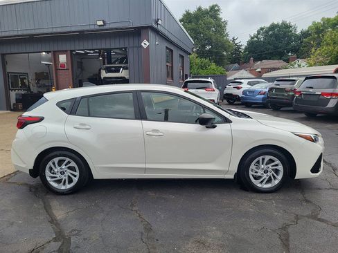 Used 2025 Subaru Impreza 2.0i AWD/4WD image 8