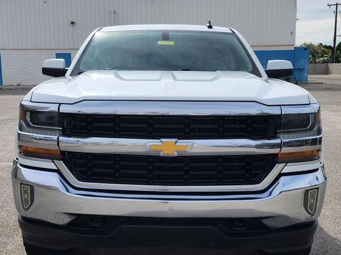 Used 2017 Chevrolet Silverado 1500 LT w/ All Star Edition image 2