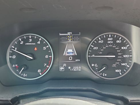 Used 2025 Subaru Outback image 17