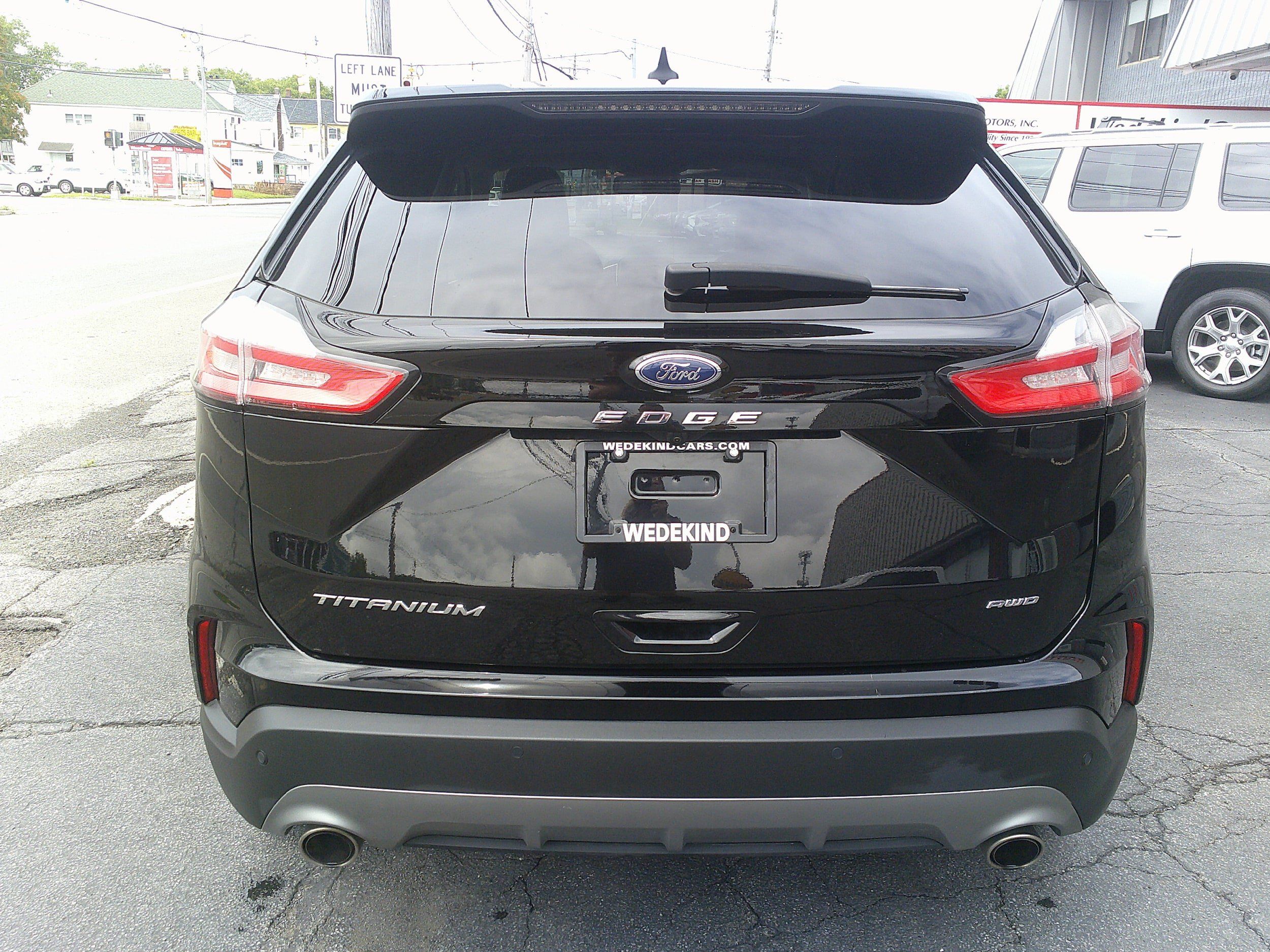 Used 2024 Ford Edge Titanium AWD/4WD image 10