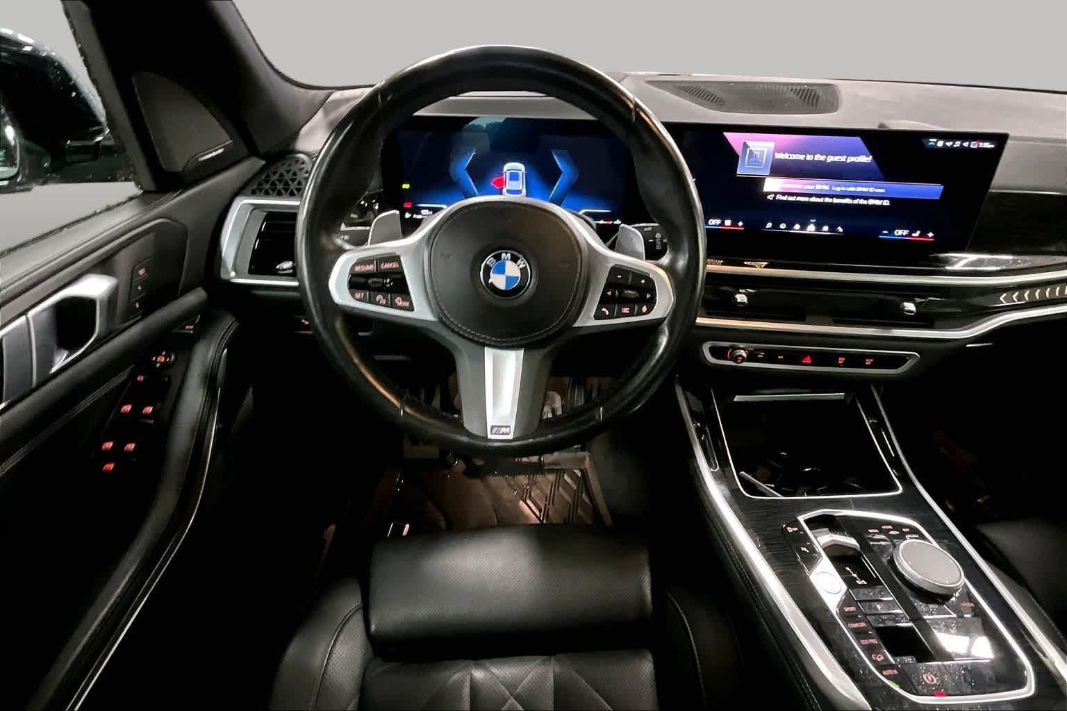 Used 2024 BMW X5 xDrive40i w/ M Sport Package AWD/4WD image 6
