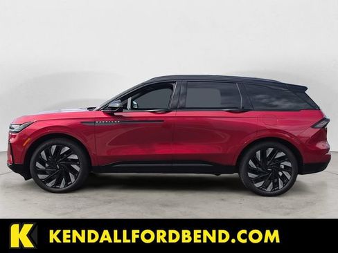 Used 2024 Lincoln Nautilus Reserve w/ Equipment Group 203A AWD/4WD image 8