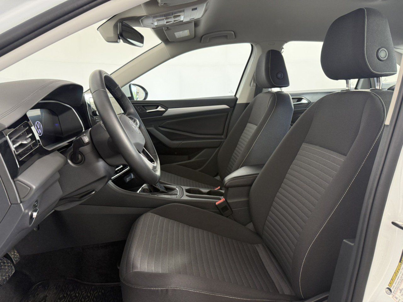 Used 2026 Volkswagen Jetta S FWD image 13