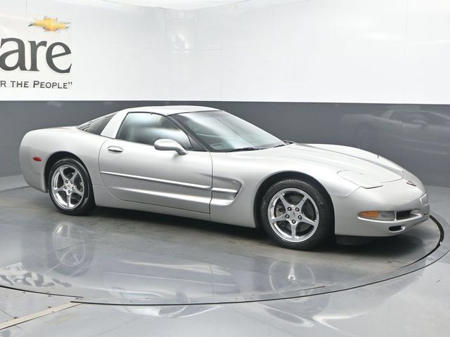 Used 2004 Chevrolet Corvette Coupe RWD image 6