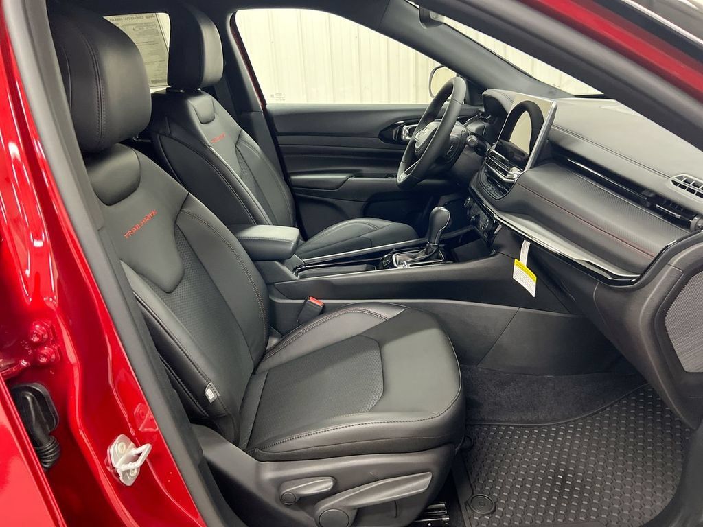 New 2026 Jeep Compass Trailhawk AWD/4WD image 20