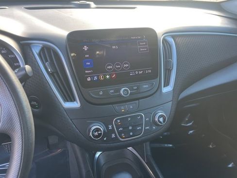 Used 2023 Chevrolet Malibu LT image 26