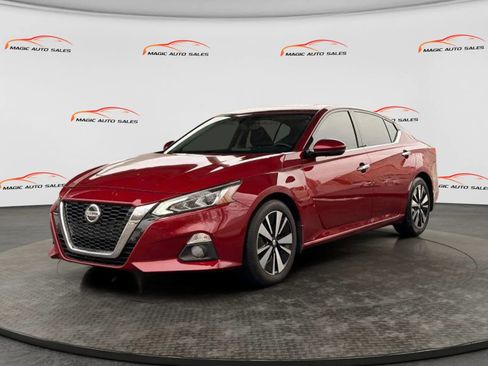 Used 2020 Nissan Altima 2.5 SL FWD image 2