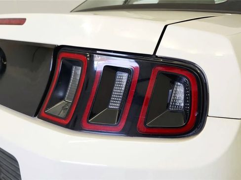 Used 2013 Ford Mustang V6 image 15