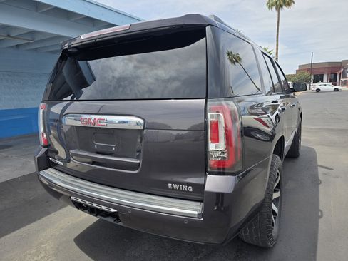 Used 2015 GMC Yukon Denali w/ Premium Package AWD/4WD image 3