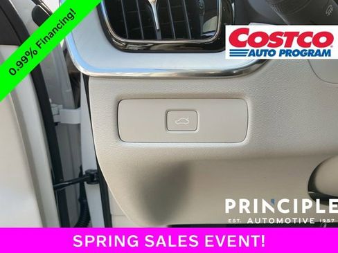 New 2026 Volvo XC60 B5 Ultra w/ Protection Package Premier AWD/4WD image 22