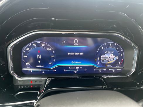 Used 2024 Chevrolet Silverado 2500 LT image 13