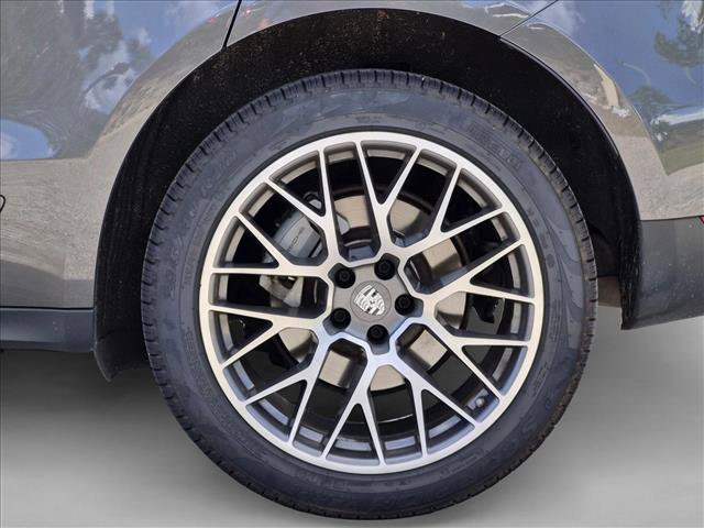 Used 2018 Porsche Macan S AWD/4WD image 16