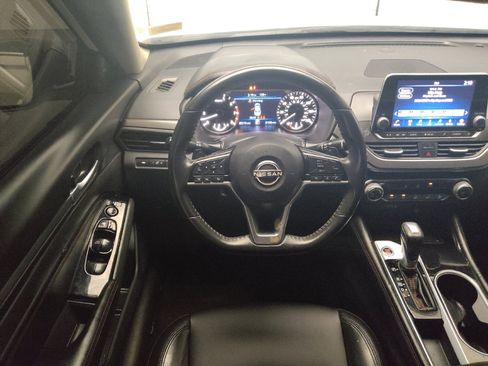 Used 2023 Nissan Altima 2.5 SR FWD image 22