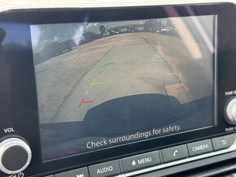 Used 2025 Nissan Altima 2.5 SR image 19