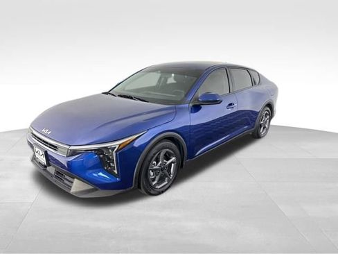 Certified 2025 Kia K4 LXS image 5