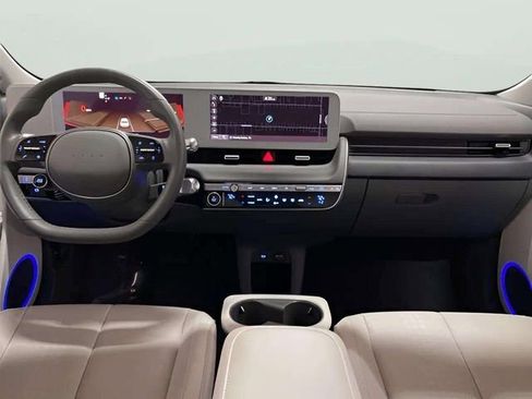 Used 2023 Hyundai Ioniq 5 SEL image 11
