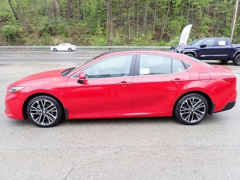 New 2026 Toyota Camry XLE FWD image 7