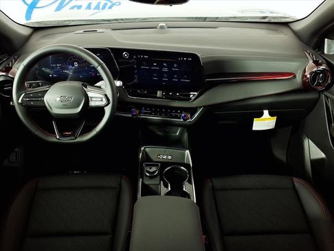 New 2026 Chevrolet Equinox RS w/ Convenience Package III image 3