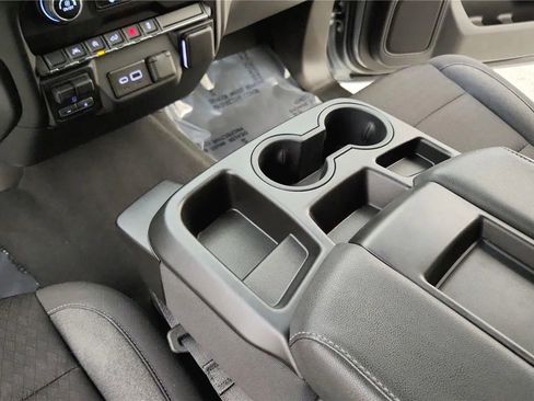 Used 2024 Chevrolet Silverado 1500 Custom image 34