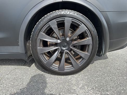 Used 2022 Tesla Model X Plaid image 35