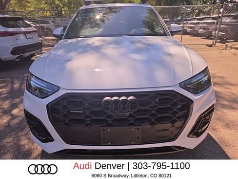 Used 2024 Audi Q5 e Premium Plus AWD/4WD image 2