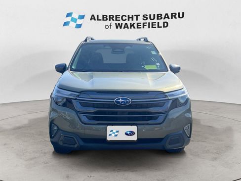 New 2026 Subaru Forester Premium AWD/4WD image 8